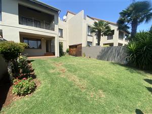 Charming Pet-Friendly Townhouse in Prime Bedfordview Location!