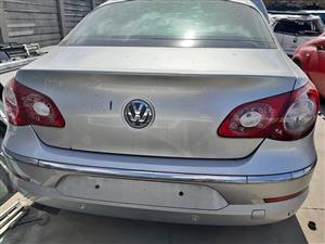 VW Passat 2.0 Rear Parts