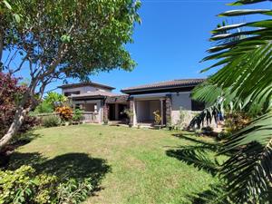 House For Sale in Palm Lakes Estates