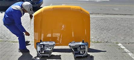 FORD RANGER T9 HEADLIGHT AND BONNET