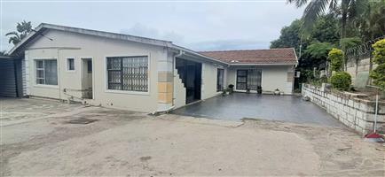 4 Bedrooms with a Granny Flat FOR SALE in Caversham (Pinelands), Pinetown