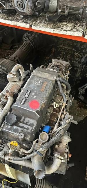 Mitsubishi 4M42 T Engine.
