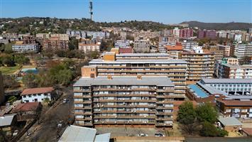 Apartment For Sale in Sunnyside