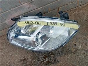 Nissan Tiida headlight