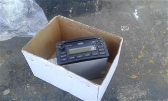 Ford Focus 2004 original radio / CD player (not working) | Junk Mail