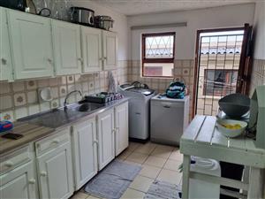 Apartment For Sale in Beacon Bay