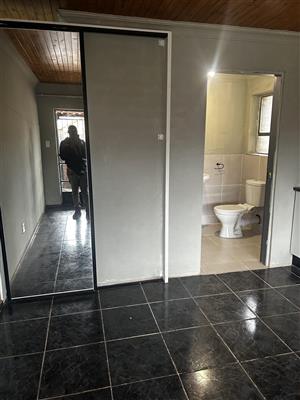 Room to rent (Chantelle) Akasia 