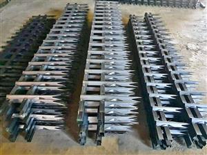 Short Palisade Panels