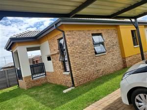 3 bed 2 bath house to rent in Capital view estate