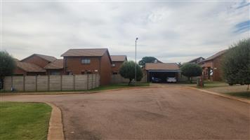 Townhouse Rental Monthly in Chantelle