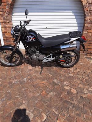 Honda SLR 650cc.