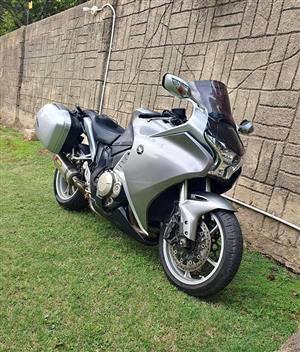 MINT 2012 HONDA VFR 1200 ABS