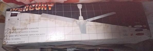 Mercury 3-blade industrial ceiling fan