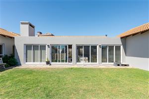 Elegant Family Living with West-Facing Entertaining and Northern Greenbelt Privacy