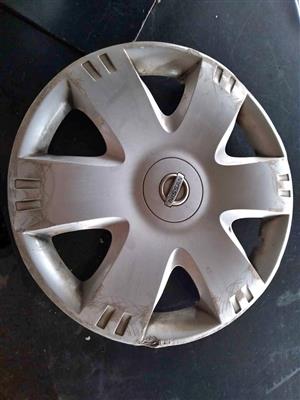 Nissan np200 bakkie loose wheel caps for sale