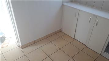 NICE BACHELOR UNIT AVAILABLE TO RENT BOKSBURG CENTRAL 