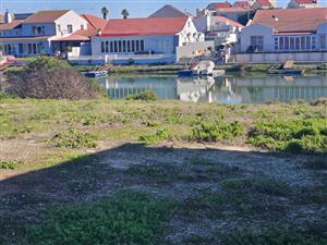 Prime 959 sqm plot in Port Owen