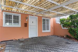 Comfortable 2-Bedroom Village Home in Claremont
