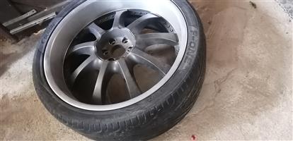 A set of 5Zigen Inperio Sports RS-1 rims and tyres 