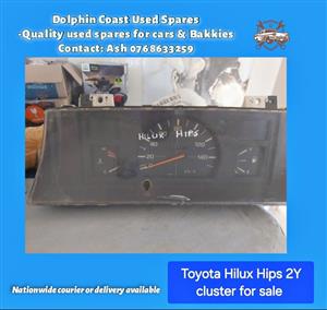 Toyota Hilux 2Y instrument cluster for sale