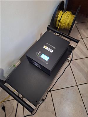 1000w Inverter with 200Amp h Lithium battery