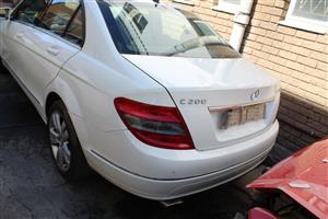 STRIPPING Mercedes C200 W204 - 2010