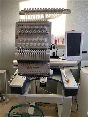 New Embroidery 15 needles machine