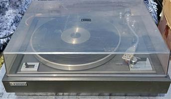 Sanyo TP-626 Turntable