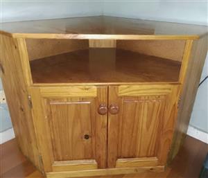 Wooden pine corner TV unit