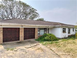 Five bedroom house in Southernwood Mthatha
