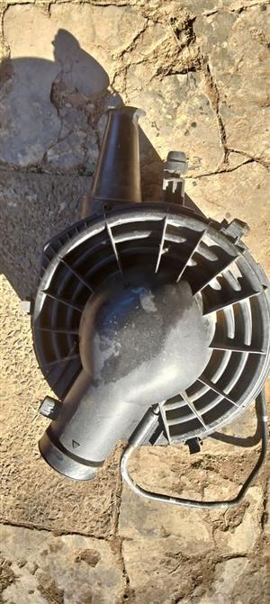 Ford ranger T7/ T8 airfilter housing