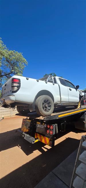Ford Ranger T6 3.2 clubcab with SA2K engine stripping for spares code 2