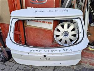 Hyundai i20 Grand tailgate 2024