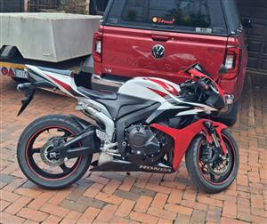 For Sale - 2008 Honda CBR600RR Superbike