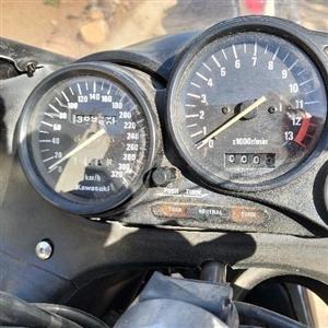 Kawasaki ZZR1100