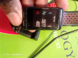 GARMIN VIVOACTIVE HR SMART WATCH