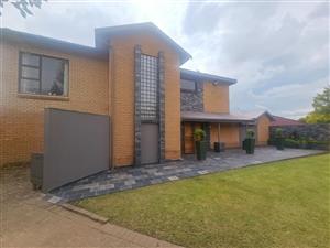 House For Sale in Ladybrand