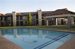 Townhouse Rental Monthly in Van Dyk Park