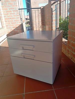 White drawer bedside cabinet