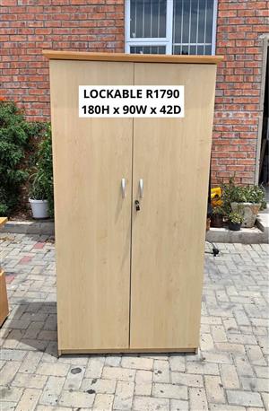 LOCKABLE OFFICE FILING STORAGE CUPBOARD