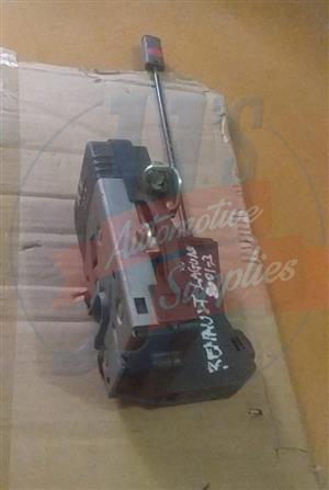 Renault Logan 2001 right front door lock actuator For Sale 