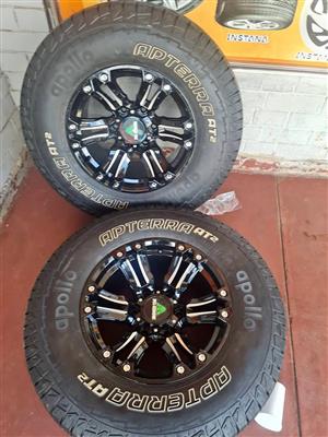 Bakkie Brand new mags+tyres used