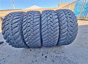 4 X 265/75/16 Bridgestone M/T bakkie tyres for sell