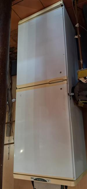 Defy twin dubbeldeur yakas 