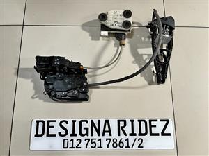 BMW F15 X5 REAR LEFT DOOR LOCK ACTUATOR AVAILABLE.