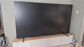 98" Smart Tv