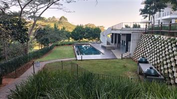 Modern Pet Friendly Apartment in the heart of Ballito to LET