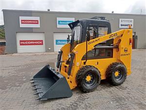 JC45 SKIDSTEER GIANT
