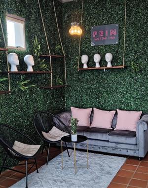 Seeking Hair Dresser/Stylist