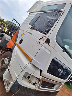 MAN TGX 26.440 stripping